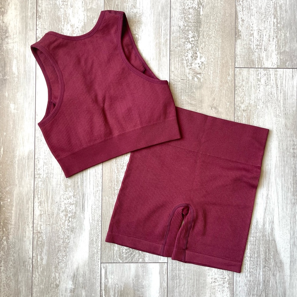 Seamless Rib Activewear Set - Picture 2 of 2